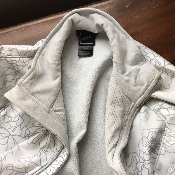 RARE women’s North Face. - Picture 6 of 12